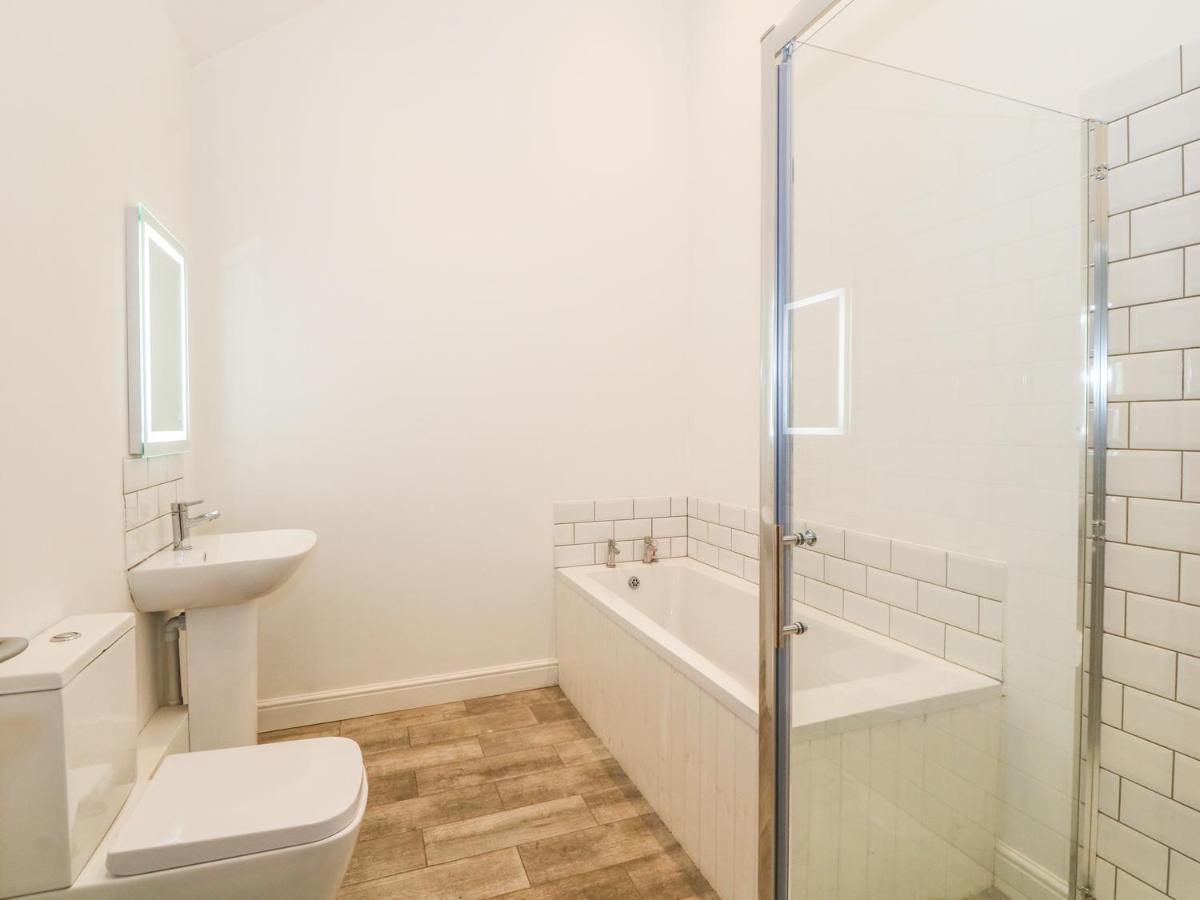 Cefn Bryn Bach Villa คริกเคียธ ภายนอก รูปภาพ